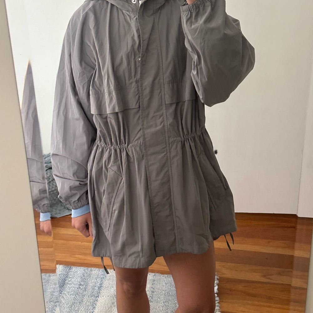 Athleta Gray Women's Rain Jacket